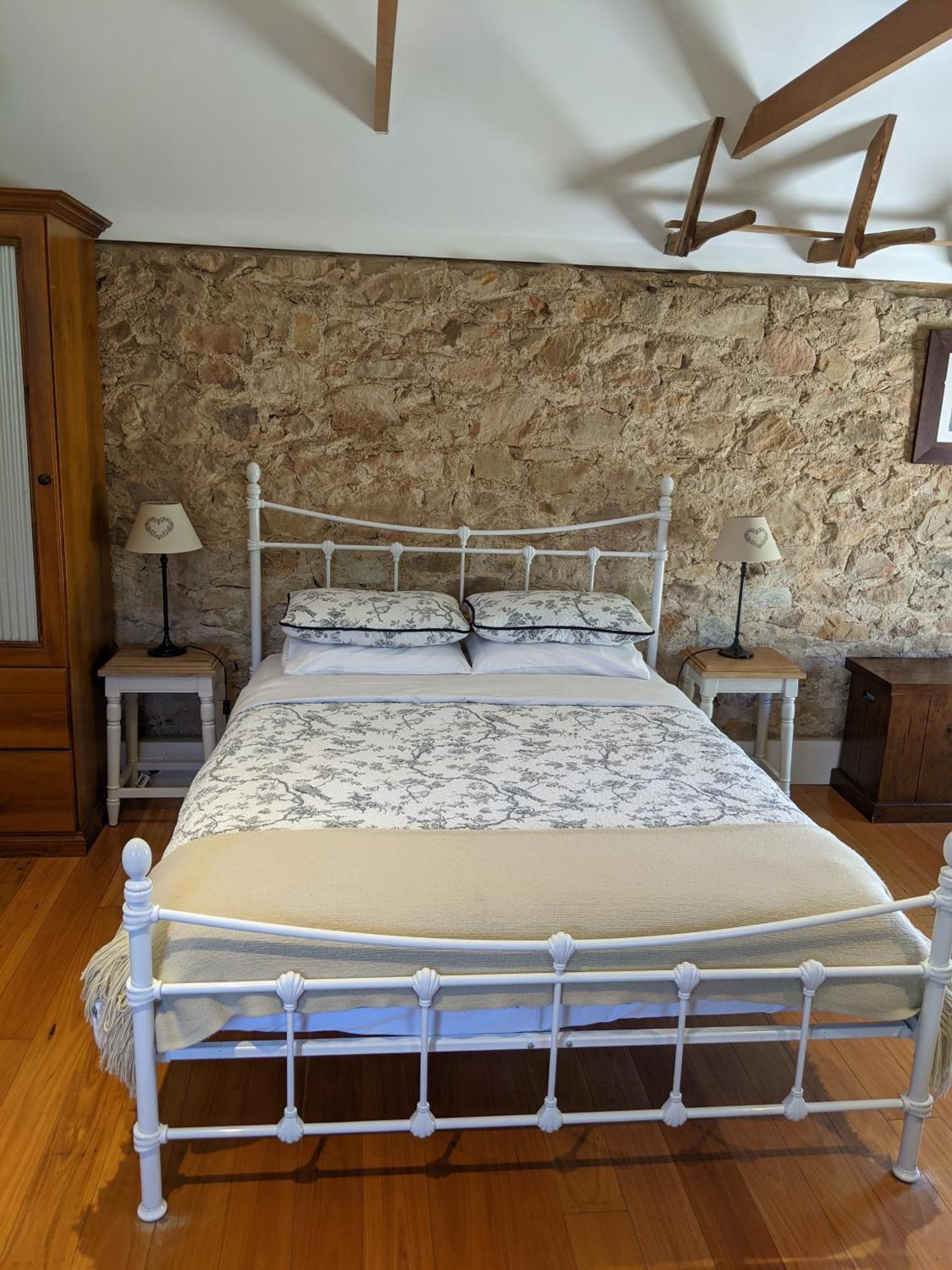 Morialta Barns Bed & Breakfast Norton Summit Dış mekan fotoğraf