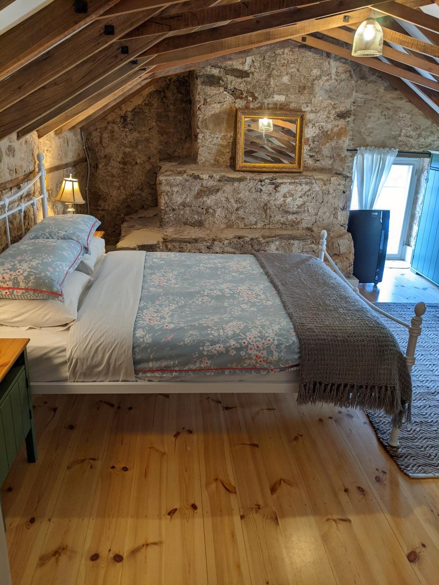 Morialta Barns Bed & Breakfast Norton Summit Dış mekan fotoğraf