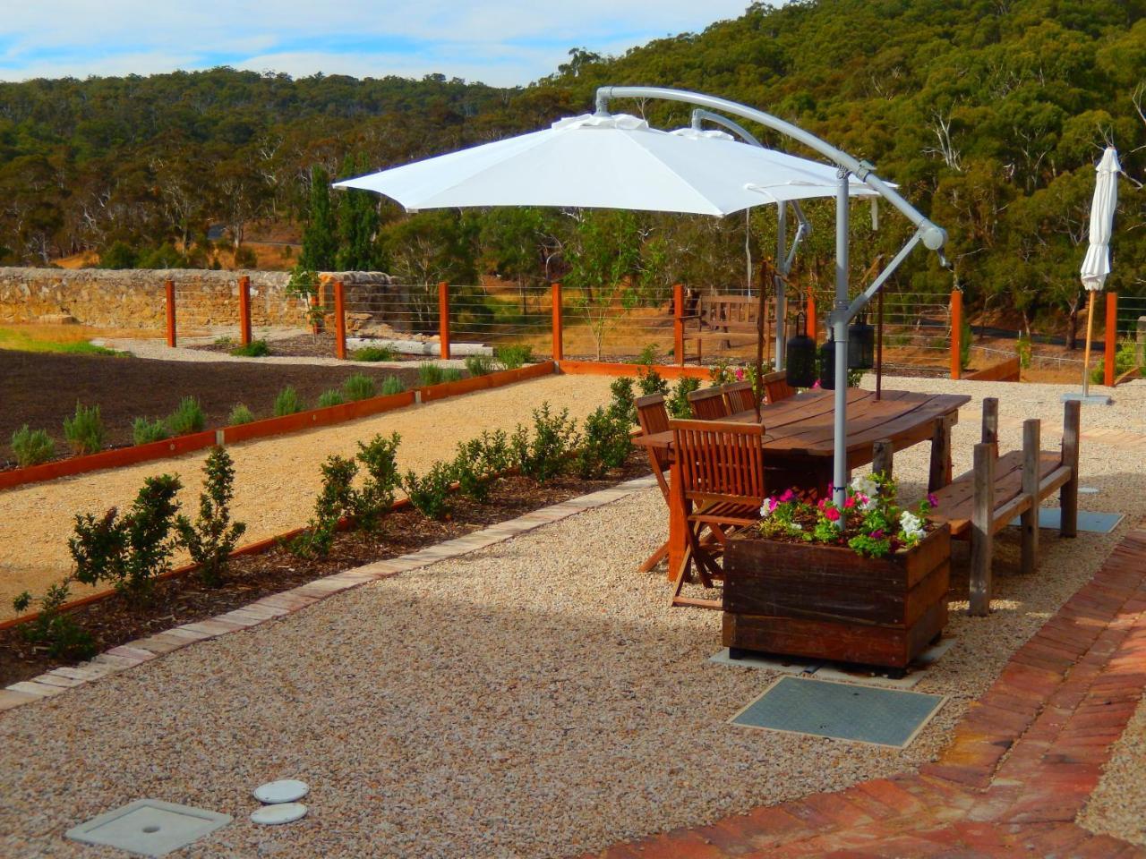 Morialta Barns Bed & Breakfast Norton Summit Dış mekan fotoğraf