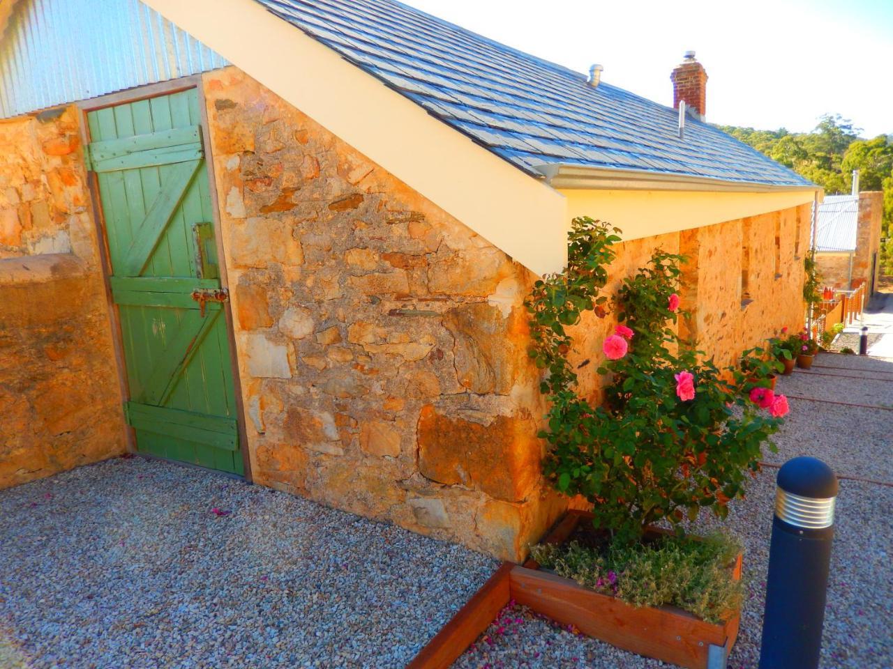 Morialta Barns Bed & Breakfast Norton Summit Dış mekan fotoğraf
